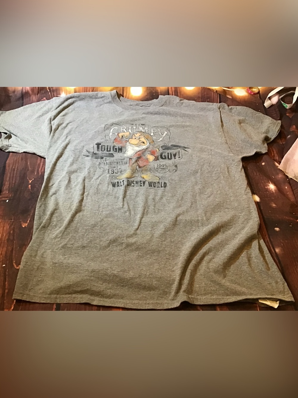 Disney parks grumpy tough guy t-shirt vintage style adult size 2XL